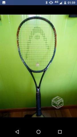 Raqueta de Tenis marca Head con funda (usada)