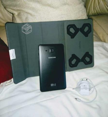Tablet Samsung galaxy Tab A6 . Nueva con Chip