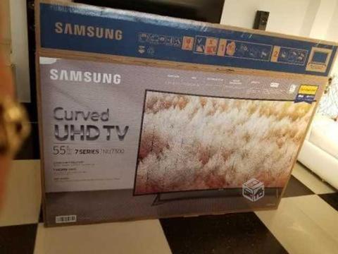 Smart TV curvo sin la caja