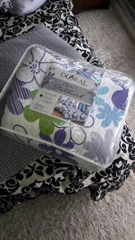 Cobertor 2 plazas marca Doral