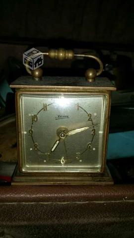 Reloj antiguo bronce