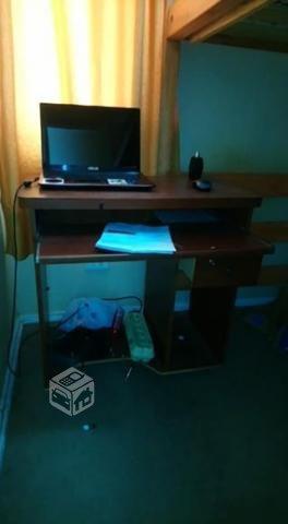 Cama en altura + escritorio + silla escritorio