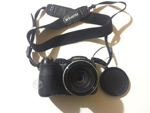 Cámara Fujifilm FinePix S2950