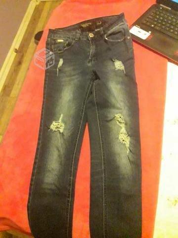 Skinny jeans rasgados talla 38