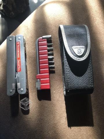 Victorinox multiherramienta