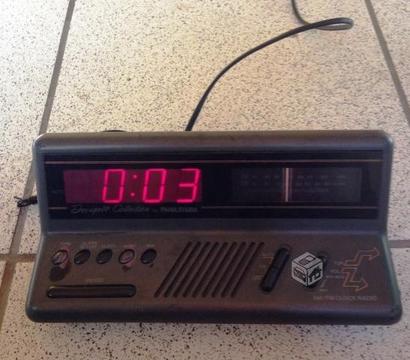 Radio Reloj de los 80`