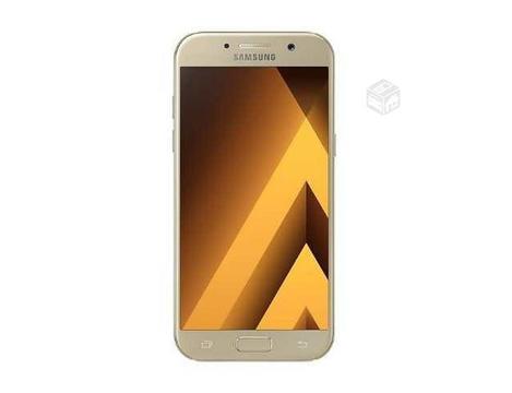 Samsung dorado a5 resistente al agua y al polvo :)