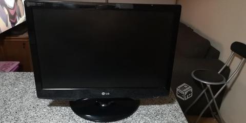 TV LG LCD 22 pulgadas. Sirve para PC también