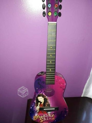 Guitarra para niños de Victorious