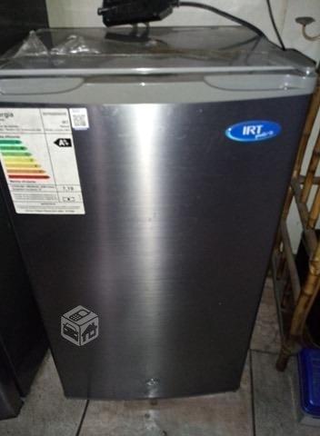 Refrigerador pequeño y de fácil traslado