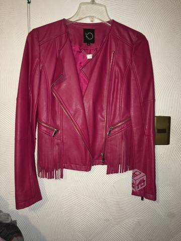 Chaqueta de cuero rosada