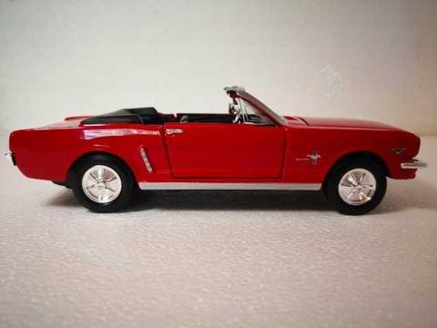 Ford Mustang 1/2 (64)
