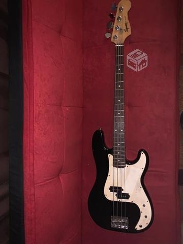 Squier by Fender P Bass