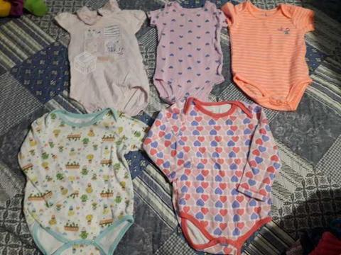 Ropa de bebe niñita