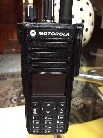 Radio Motorola DGP8550 UHF