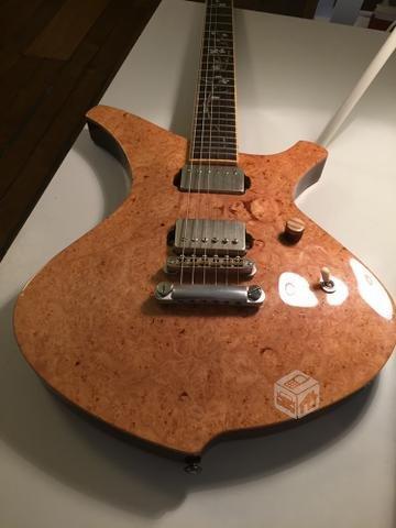 Guitarra eléctrica de Luthier