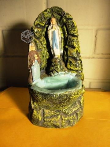 Virgen de Lourdes en Gruta