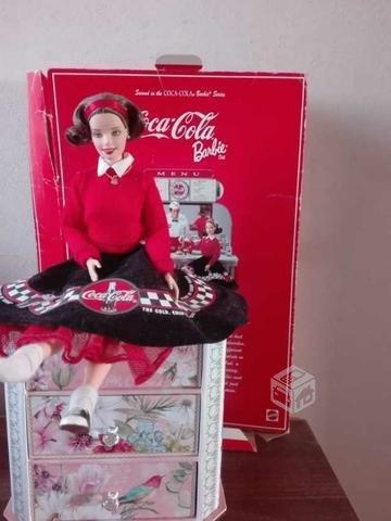 Muñeca Barbie de Coleccion Coca Cola