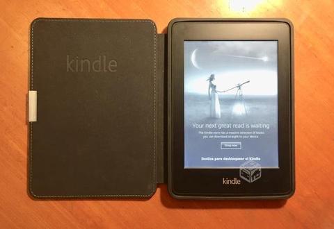 Kindle Paperback / 300ppi / 4GB / WiFi + Funda