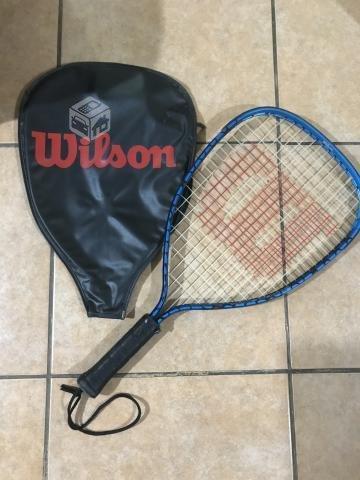 Raqueta marca Wilson