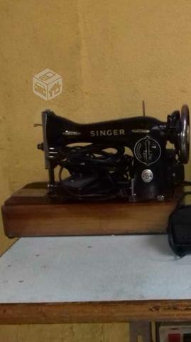 Maquina de coser singer