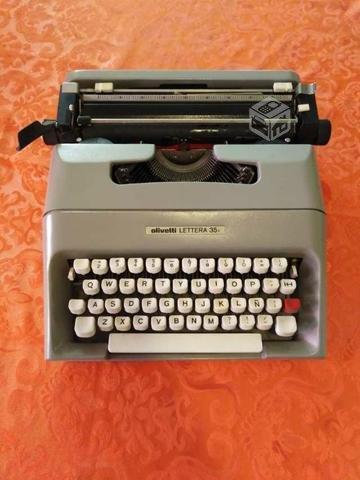 Maquina de escribir Olivetti Lettera 35