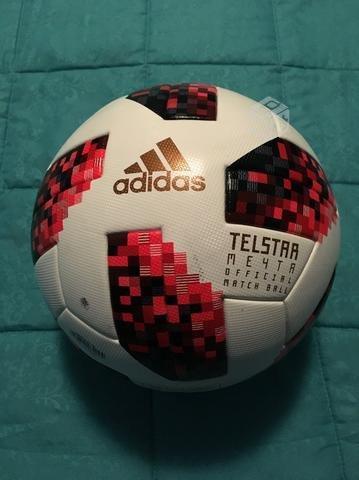 Pelota Adidas Telstar 18 official match ball