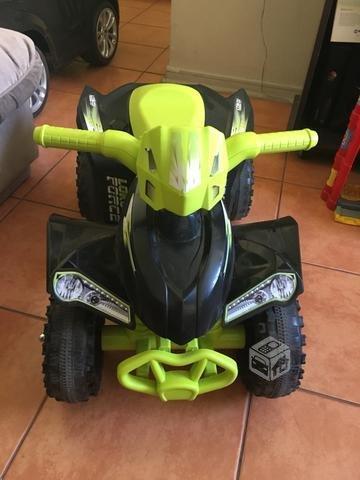 Cuadrimoto a batería Niño