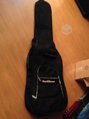 Funda de bajo roadrunner gigbag