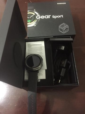 Reloj inteligente Samsung Gear Sport - Negro