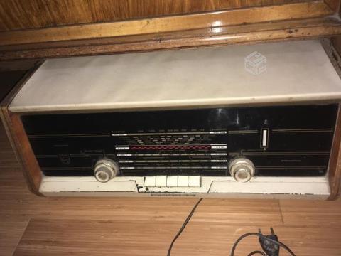 Radio Philips antigua