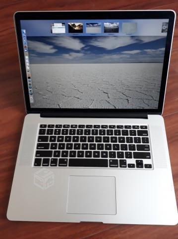 Macbook pro 15' retina, mid 2015, casi nuevo