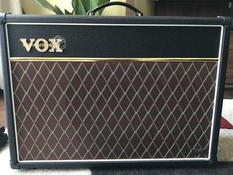 Amplificador Vox AC15VR