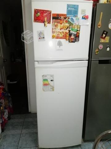 refrigerador en excelente estado