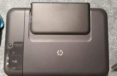 Impresora HP + 2 tintas de color
