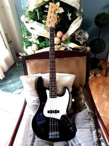 Bajo Fender Precision Squier Affinitty Impecable
