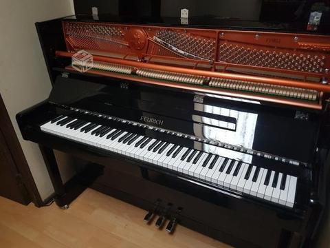 Piano Feurich F122 Universal