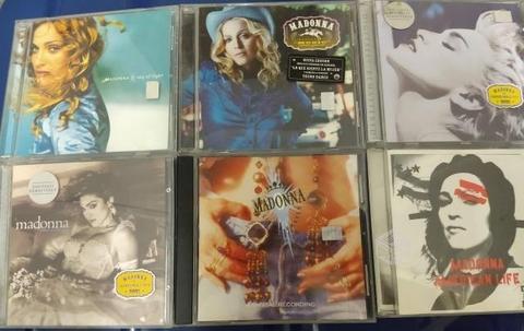 Pack de discos y DVD: Madonna (7 CDs, 1 DVD)
