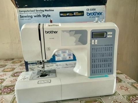 Máquina de coser Brother CE5500