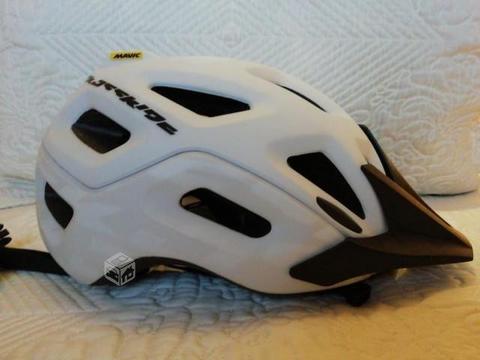 Casco Mavic