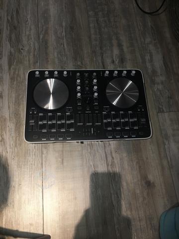 Mesa de dj Serato beatmix 2