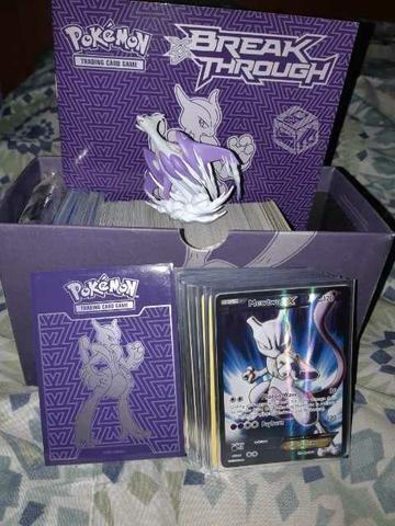 Lote de Cartas pokemon mas figura, dado y fichas