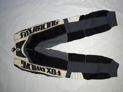 Pantalon motocross o bicicleta niños FOX .otro
