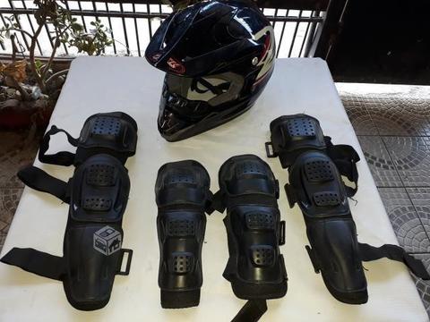 Casco moto cross y protectores para niño