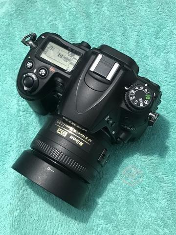 Nikon D7000 + 18-105mm+ 35mm f1.8 + acc + bolso