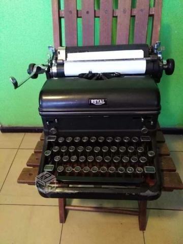 Maquina de escribir ROYAL