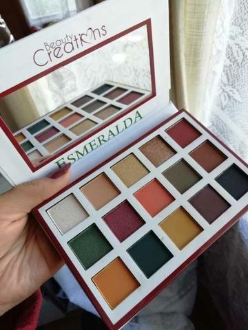 Paleta de Sombras 15 colores Beauty creations