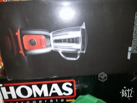 Licuadora thomas