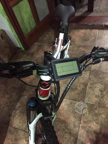Bicicleta mountain bike eléctrica NUEVA