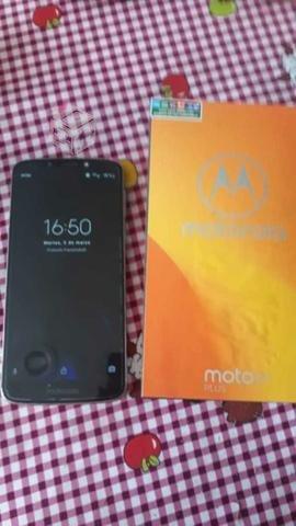 Motorola E5, plus SOLO 3MESES DE USO